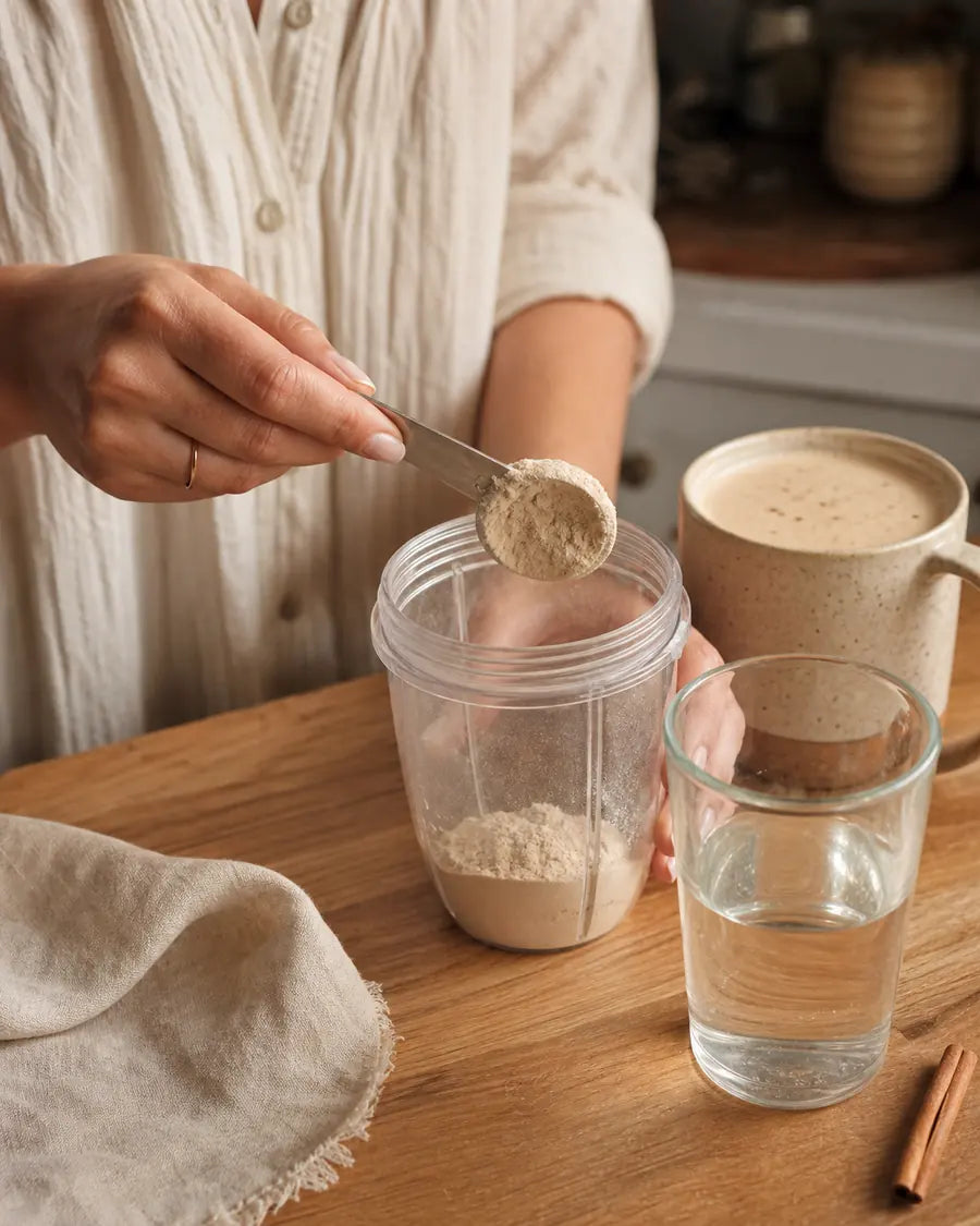 Preparación de una porción de Chai Colágeno con agua